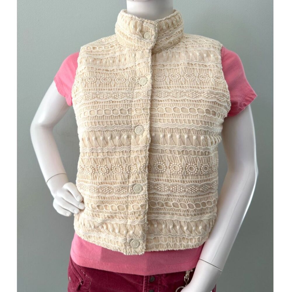 Xhilaration Cream Crochet Knit Button-Front Vest Boho Layering Top size JR M